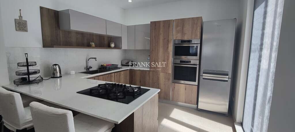 Casa T3 em Mellieha, Malta N.º 7938