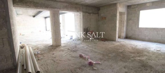 Bureau à Ta' Xbiex, Malta 180m² No. 12015 2