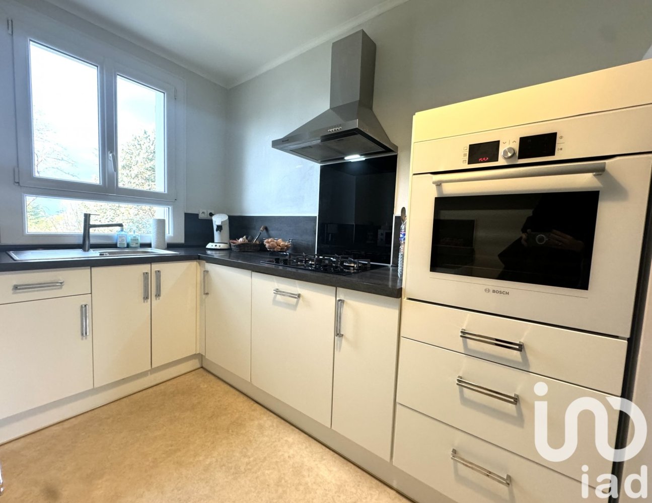 2 bedrooms Apartment in Saint-Avertin, France No. 158774