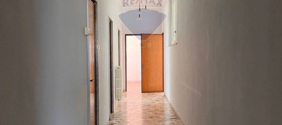 4 غرف نوم شقة في Trani, Italy رقم 372786 16