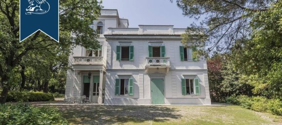 Вилла с 6 спальнями в Фано, Италия № 53116 6