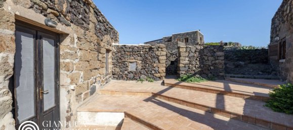 3 bedrooms Villa in Pantelleria, Italy No. 302446 15