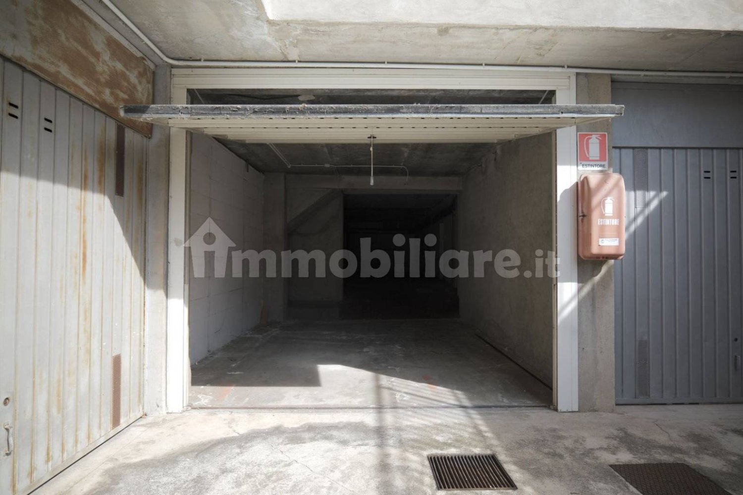 110m² Warehouse in Biella, Italy No. 298101