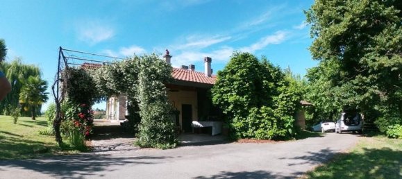 Villa de 5 divisões em Bellinzago Novarese, Italy N.º 210715 22