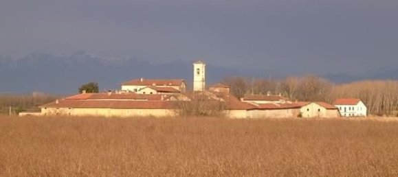 Villa de 5 divisões em Bellinzago Novarese, Italy N.º 210715 37