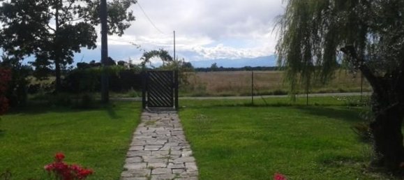 Villa de 5 divisões em Bellinzago Novarese, Italy N.º 210715 26