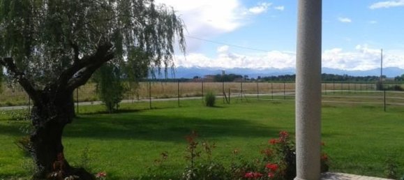 Villa de 5 divisões em Bellinzago Novarese, Italy N.º 210715 25