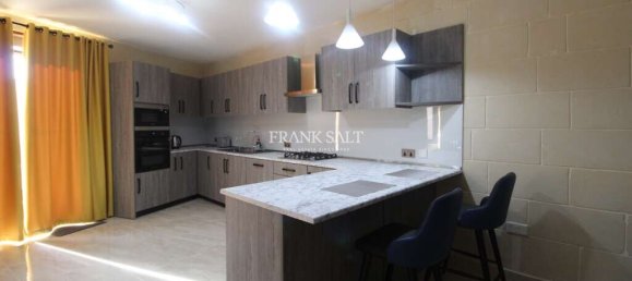 3 غرف نوم منزل في Gharb, Malta رقم 5927 4