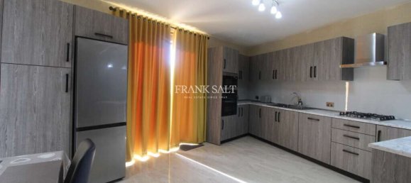 3 غرف نوم منزل في Gharb, Malta رقم 5927 3