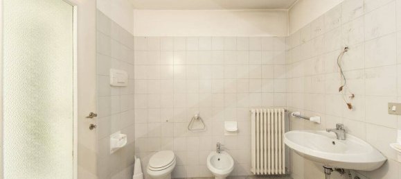 Дом с 3 комнатами в Монца, Италия № 26627 25