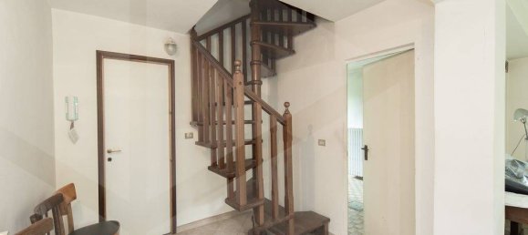 Дом с 3 комнатами в Монца, Италия № 26627 32