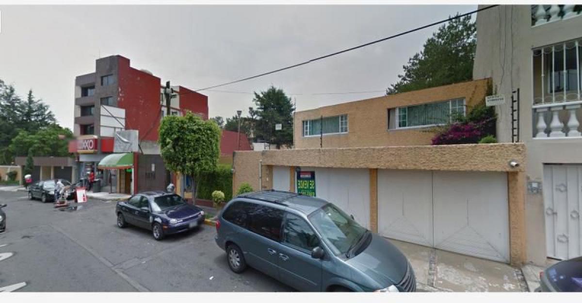 Casa de 3 dormitorios en Naucalpan de Juárez, Mexico No. 210778