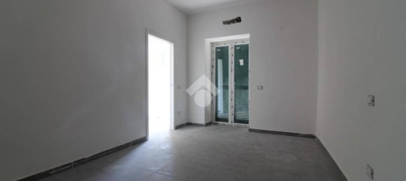 Apartamento de 2 dormitorios en Casagiove, Italy No. 300432 3