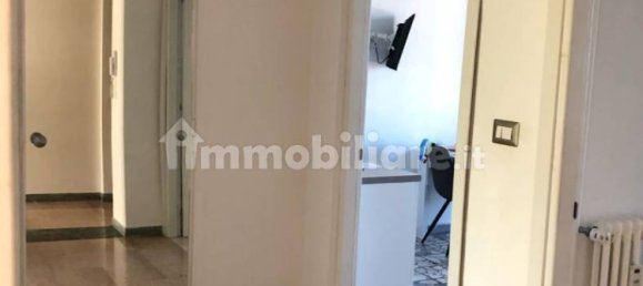 2 Schlafzimmer Wohnung in Turin, Italy, Nr. 74708 9