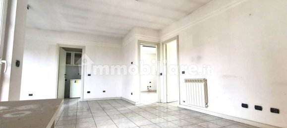 3غرفة شقة في Fino Mornasco, Italy رقم 108555 2