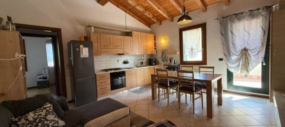 4 bedrooms Apartment in Pojana Maggiore, Italy No. 349326 7