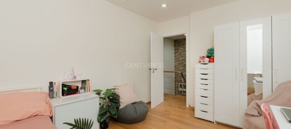 4 bedrooms House in Loures, Portugal No. 113015 12