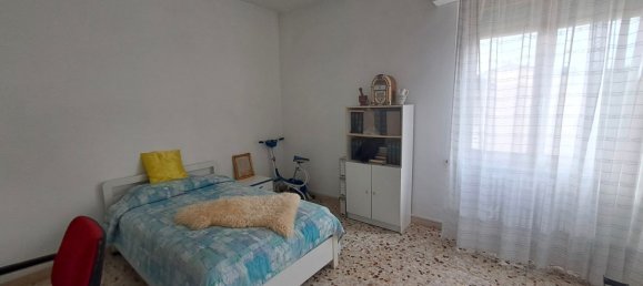 5 rooms Apartment in Siena, Italy No. 106420 25