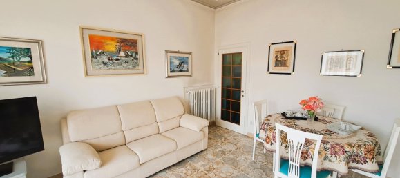 5 rooms Apartment in Siena, Italy No. 106420 4
