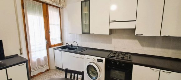 5 rooms Apartment in Siena, Italy No. 106420 9