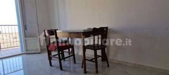 Пентхаус с 2 спальнями в Комаккьо, Италия № 19262 10