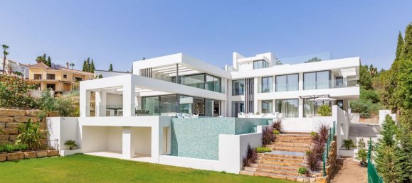 6 bedrooms Villa in Benahavis, Spain No. 4662 3