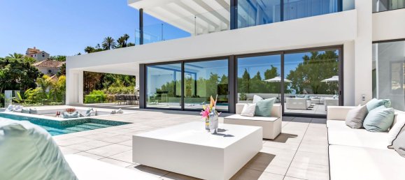 6 bedrooms Villa in Benahavis, Spain No. 4662 4