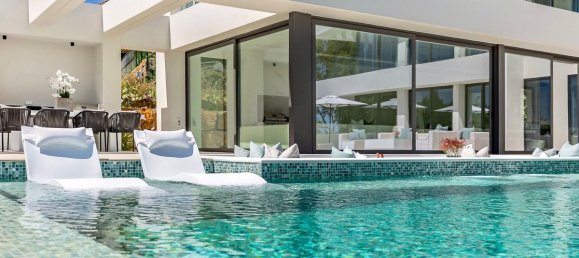 6 bedrooms Villa in Benahavis, Spain No. 4662 2