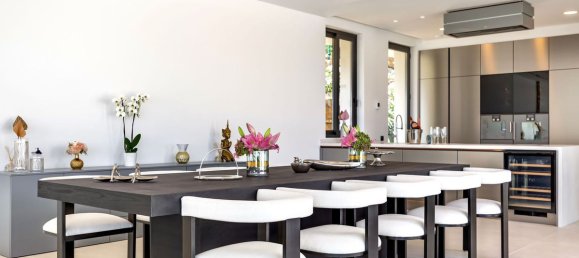 6 bedrooms Villa in Benahavis, Spain No. 4662 10