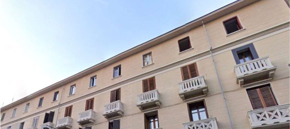 2 bedrooms Apartment in Turin, Italy No. 381555 30