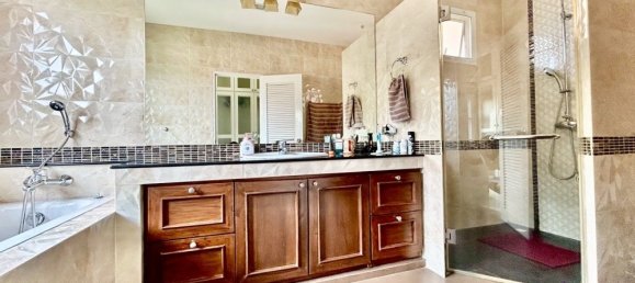 4 bedrooms House in Chiang Mai, Thailand No. 59798 6