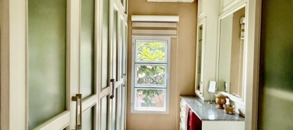 4 bedrooms House in Chiang Mai, Thailand No. 59798 2