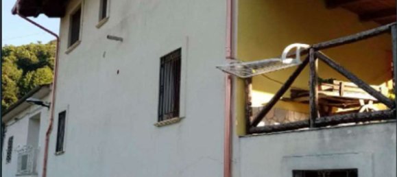 6-Zimmer Wohnung in Rogliano, Italy, Nr. 185416 3