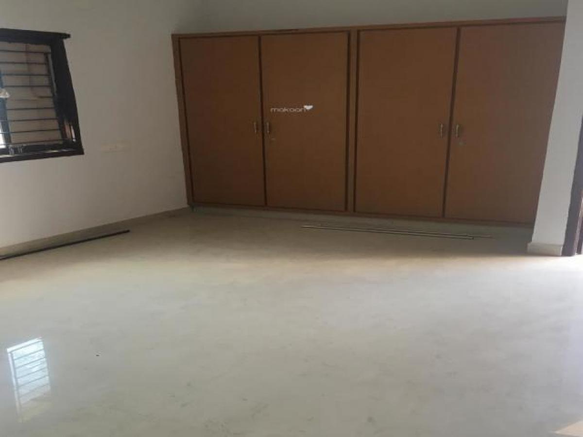 3 bedrooms House in Hyderabad, India No. 5203