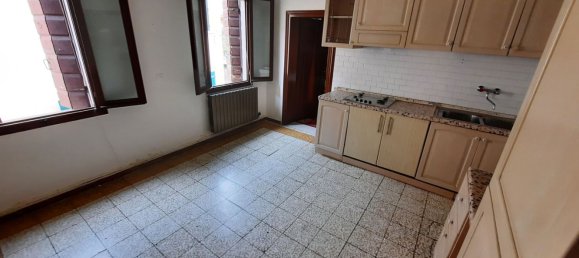 Casa de 8 habitaciónes en Martellago, Italy No. 60454 6