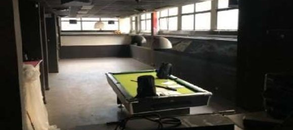 333m² Commercial property in Milan, Italy No. 358055 7