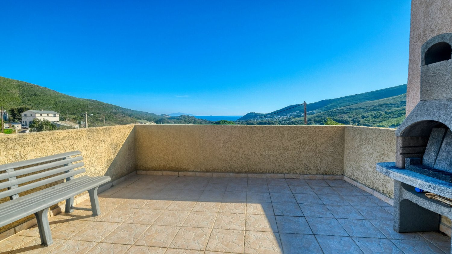 Moradia em banda T2 em Sisco, France N.º 155330