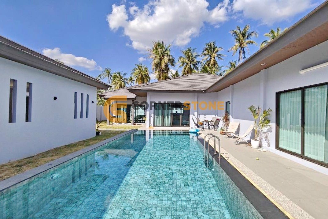 Maison à Pattaya, Thailand 306m² No. 61315