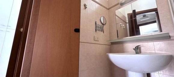 2-salle Appartement à Milan, Italy No. 247839 38