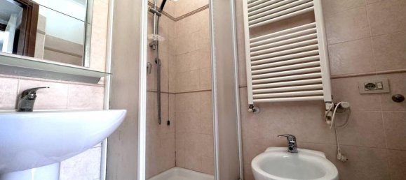 2-salle Appartement à Milan, Italy No. 247839 39