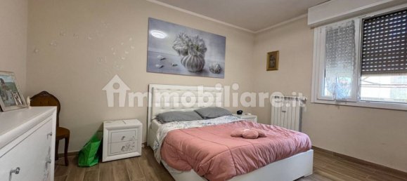 Apartamento de 2 dormitorios en Pomezia, Italy No. 313430 9