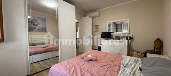 Apartamento de 2 dormitorios en Pomezia, Italy No. 313430 4