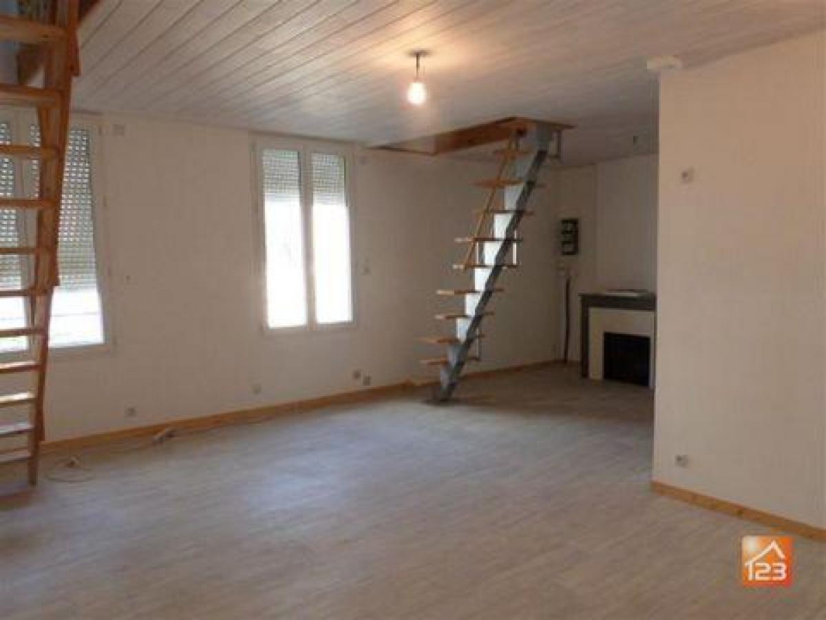 3 bedrooms Condo in Bordeaux, France No. 12564