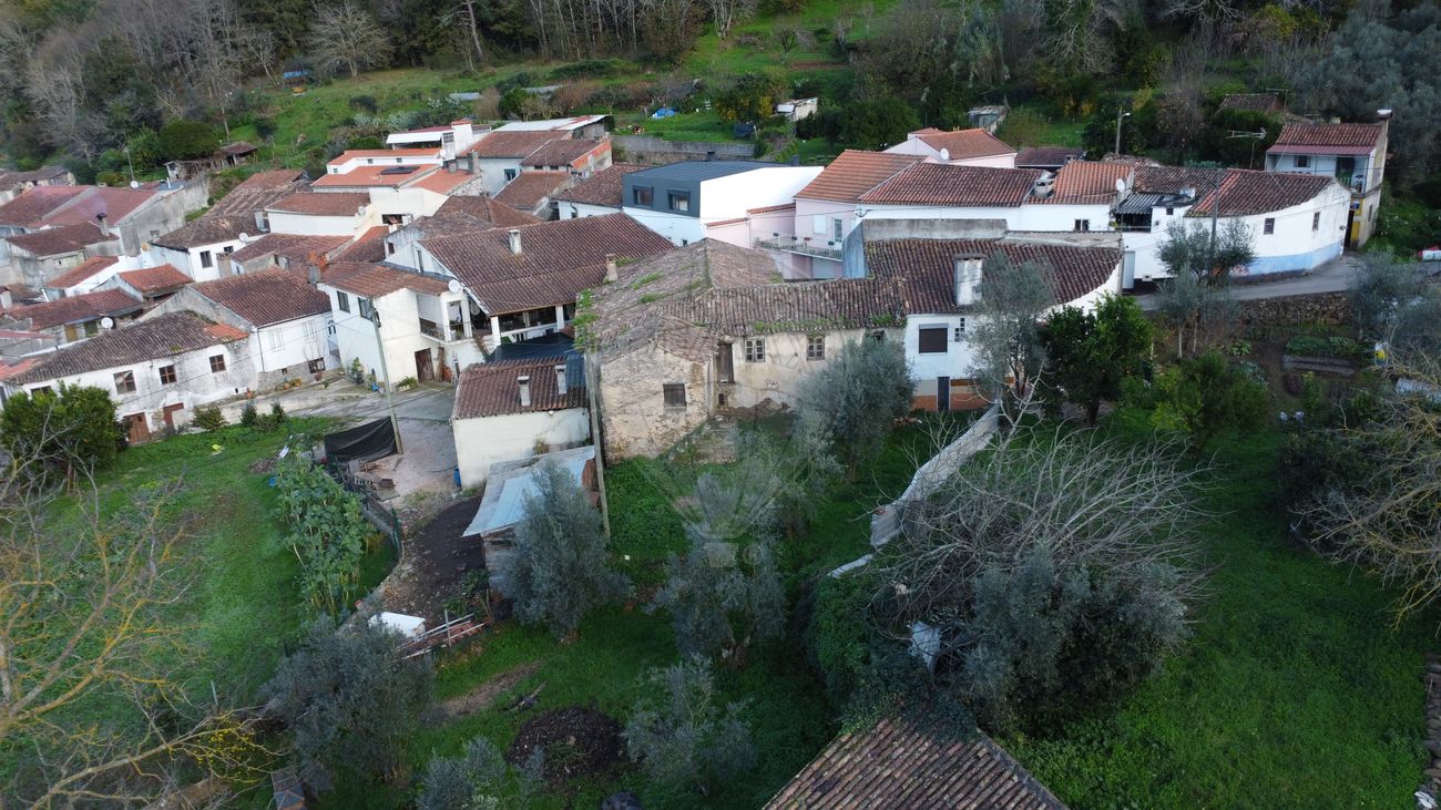 3 غرف نوم منزل في Miranda do Corvo, Portugal رقم 165954