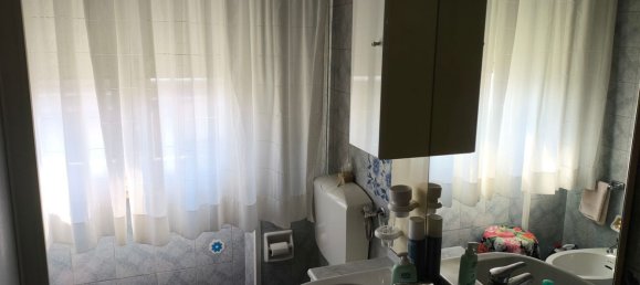 4-salle Appartement à Monsummano Terme, Italy No. 307632 15