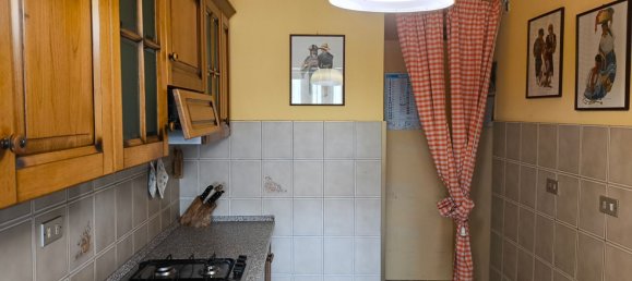4-salle Appartement à Monsummano Terme, Italy No. 307632 7