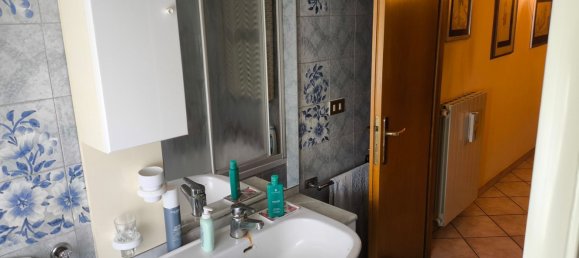 4-salle Appartement à Monsummano Terme, Italy No. 307632 14