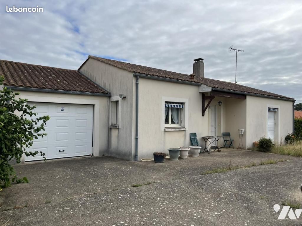 Villa de 2 dormitorios en Lucon, France No. 287878