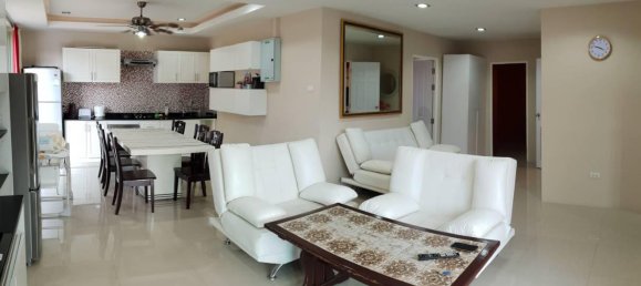 3 bedrooms Villa in Pattaya, Thailand No. 11198 3