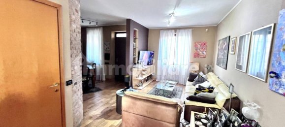 3 bedrooms House in Asti, Italy No. 150733 7